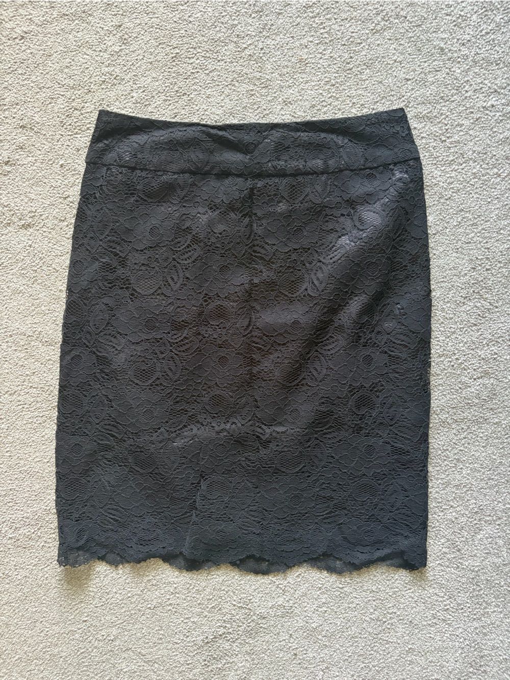 Banana Republic Black Lace Pencil Skirt - 8P